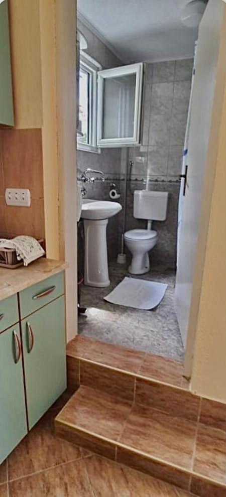 Apartman Nina Risan Bagian luar foto
