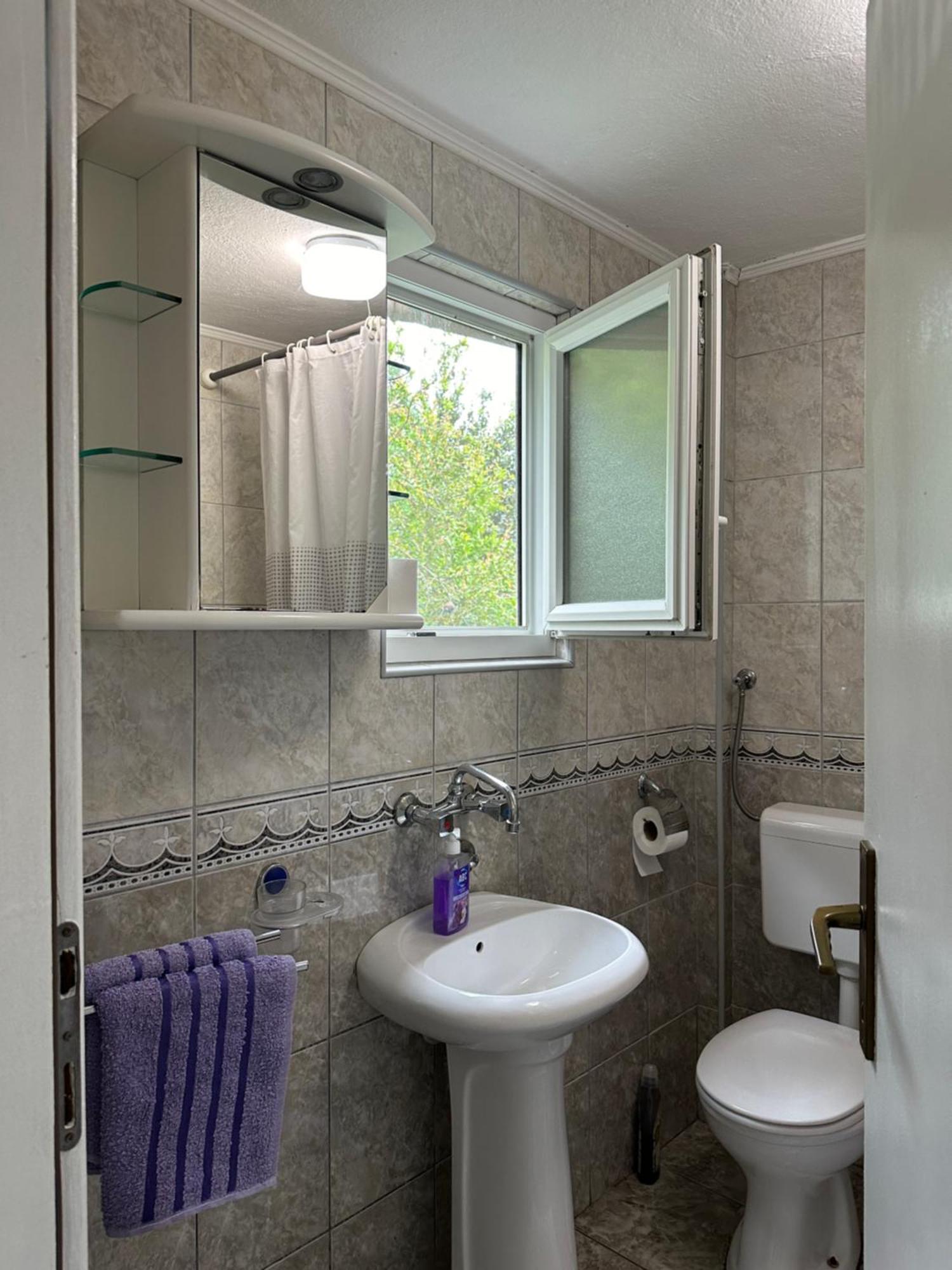 Apartman Nina Risan Bagian luar foto